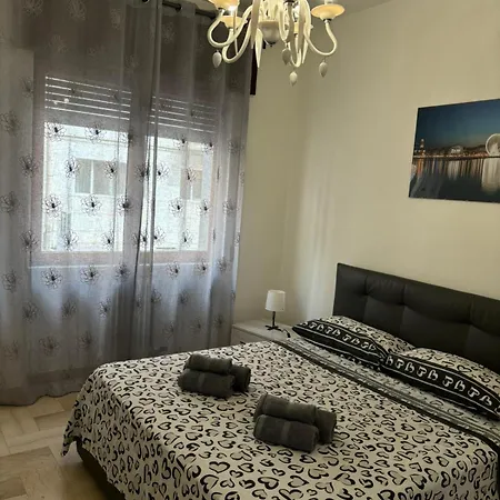 Sisters Luxury Apartmenst * Μπάρι